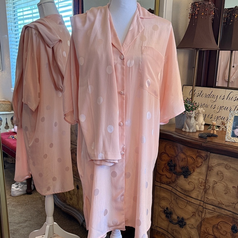 Vintage Peachy/Pink Polka Dot Women's Pajama Set-Size L